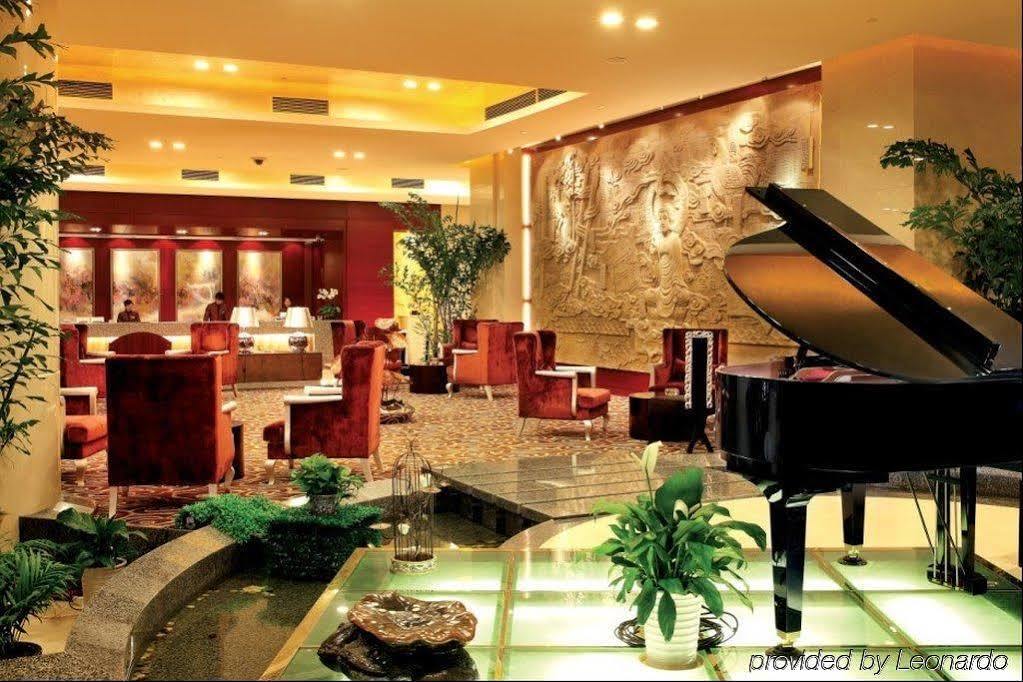Yuloon Hotel