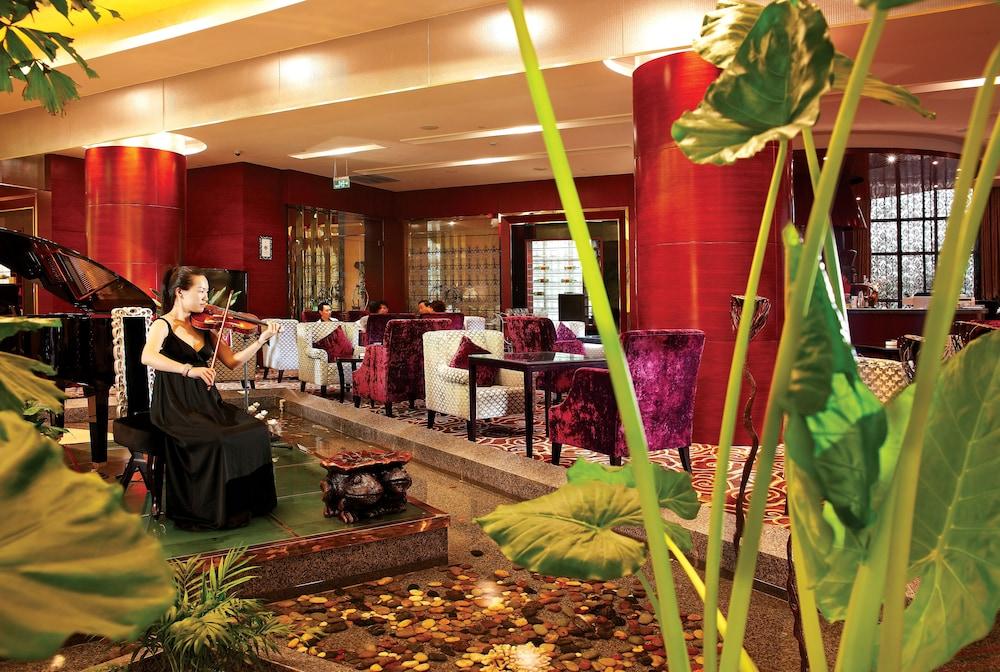 Yuloon 5* Shanghai